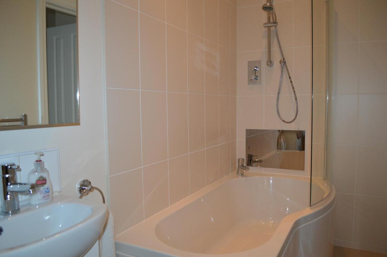 בילת' וולס Pwll-Y-Faedda Bed & Breakfast מראה חיצוני תמונה